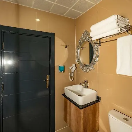 Linda Expo Palace Отель Анталья