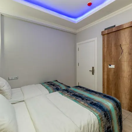 Linda Expo Palace Отель 3*