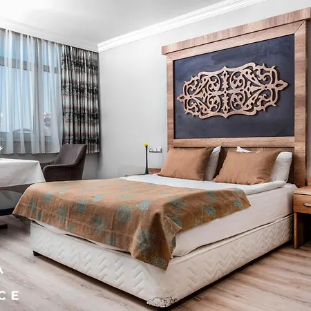 ليندا إكسبو بالاس أنطاليا