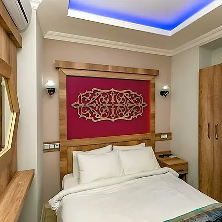 Hotel Linda Expo Palace