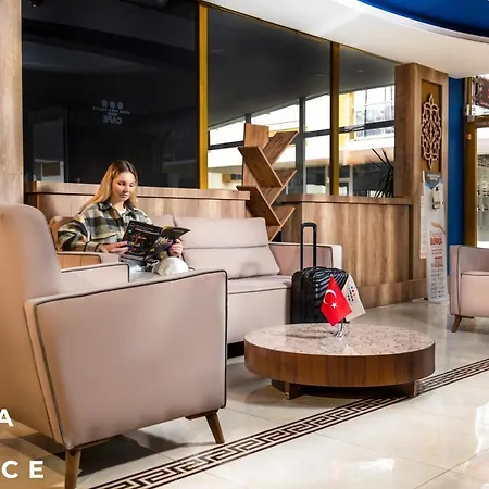 Hotell Linda Expo Palace