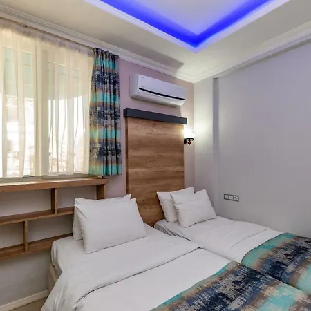 Linda Expo Palace Hotel 3*